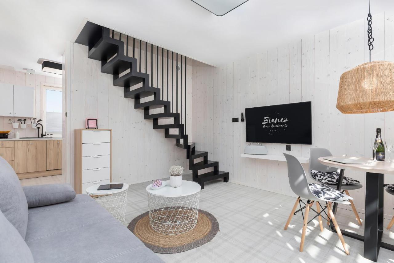 Bianco House Apartments Rewal Exterior foto